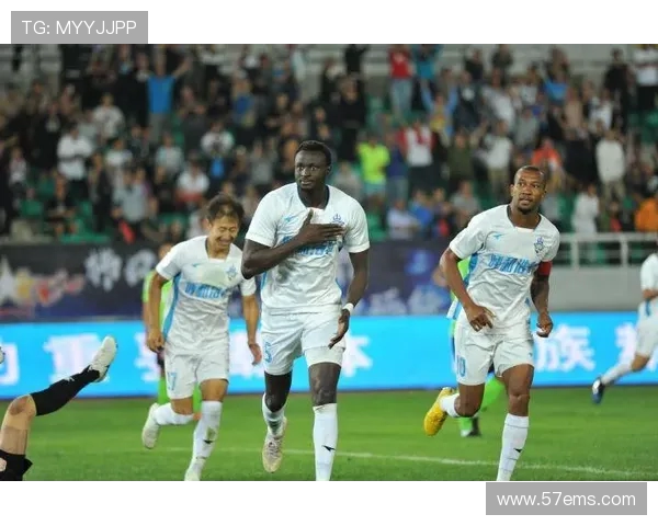 高效表现引领球队崛起 8号秀叶戈尔成为核心力量助力胜利