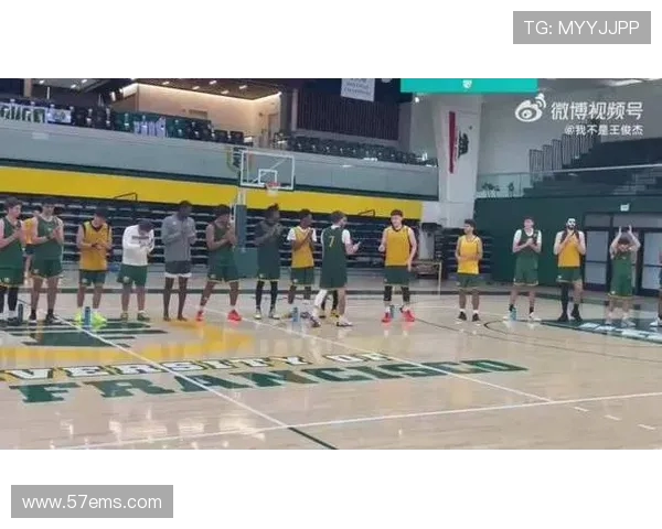 旧金山大学赛季首战迎战犹他州大学 王俊杰首发出战 赵维伦替补待命