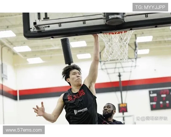 韩乔生点评杨瀚森表现较慢 提出菜鸟赛季应多看多练多感受